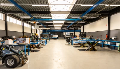 Wat houdt 'Service' in bij Nemaco Bouwmachines?