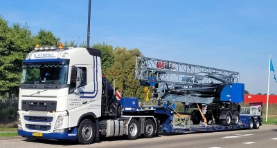 FM Gru RBI 627 bouwkraan uitgeleverd