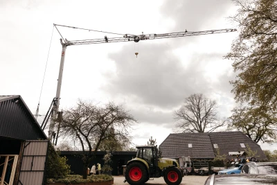 FM Gru RBI524 bouwkraan uitgeleverd aan Van Eden Bouw