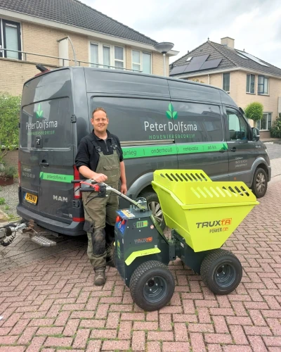 Truxta EB500 mini dumper uitgeleverd aan Hoveniersbedrijf Peter Dolfsma