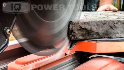 Stofvrij stenen zagen met iQ Power Tools