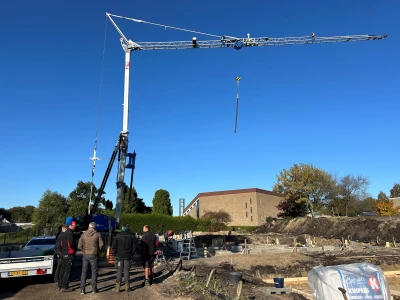 FM Gru RBI524 bouwkraan uitgeleverd aan Bekman Bouw