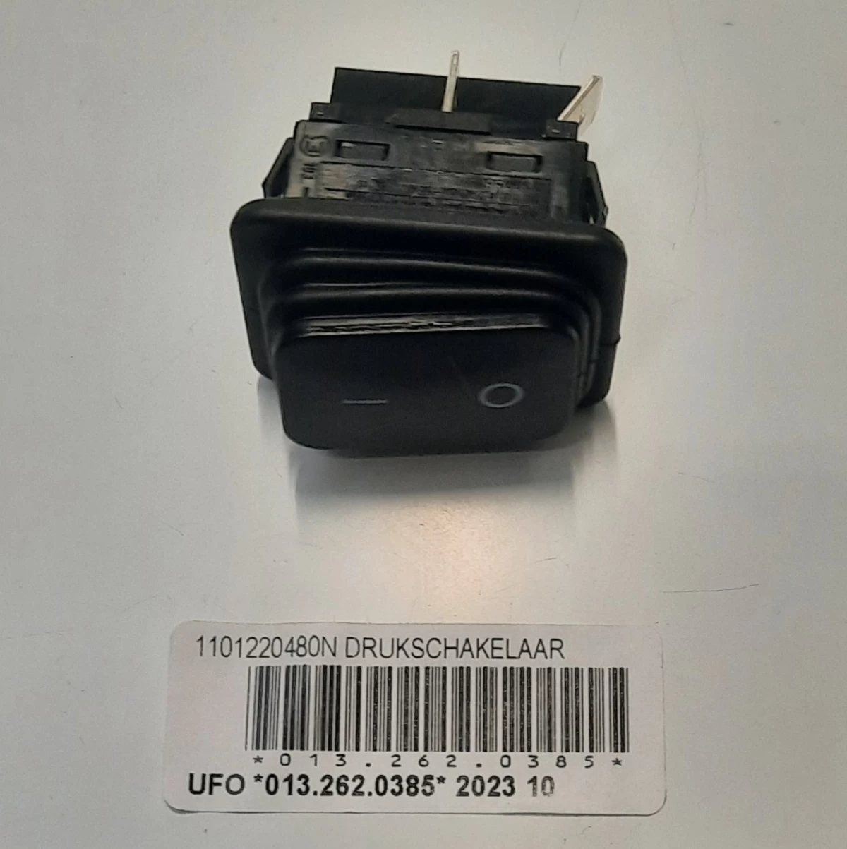 013.262.0385 Drukschakelaar