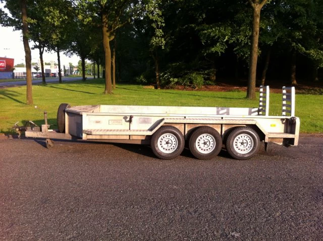 Aanhanger tridem dieplader 3500kg