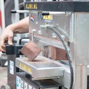 Almi steenknipper AL43SH14 verzinkt