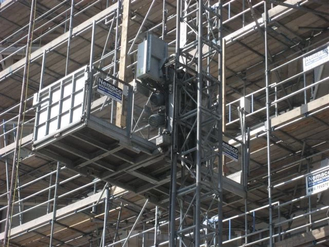 Bouwlift AT1250 400 volt