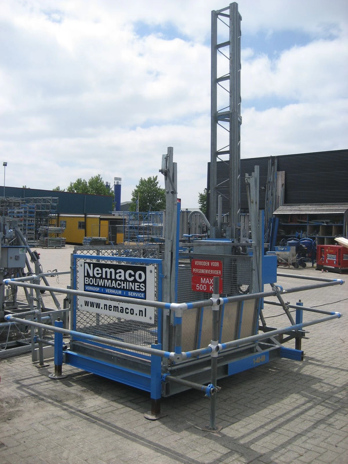 Bouwlift 750 kg 400 volt