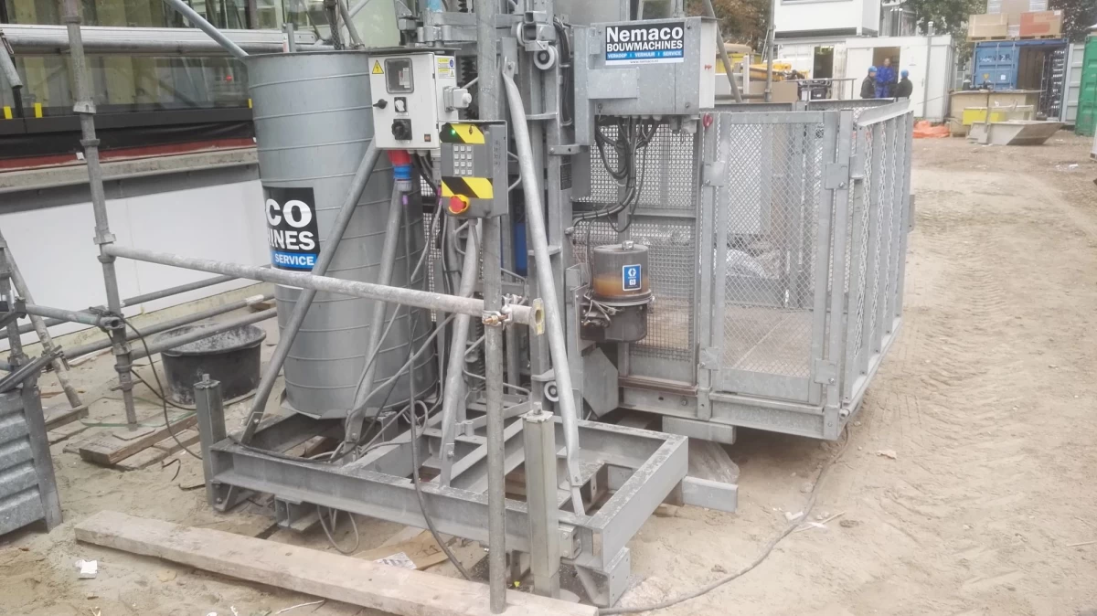 Bouwlift AT75 400 volt