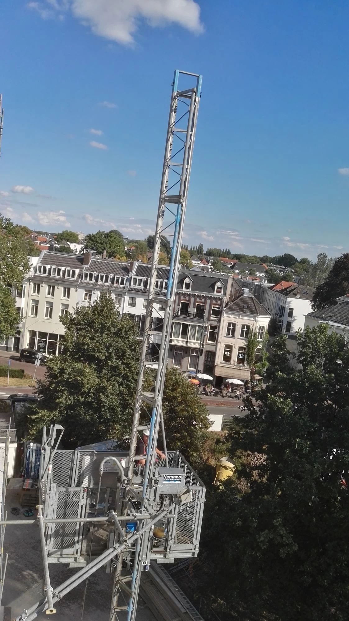 Bouwlift AT75 400 volt