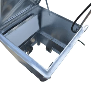 Bouwwaterput met heftruck opname