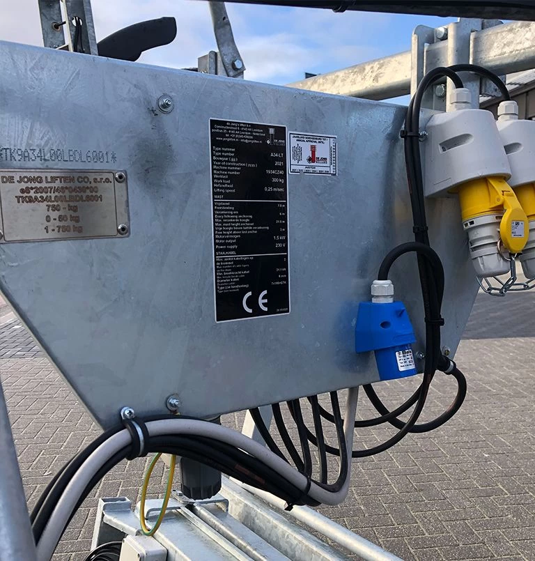 Bouwlift A34LT snelverkeer 230 volt De Jong