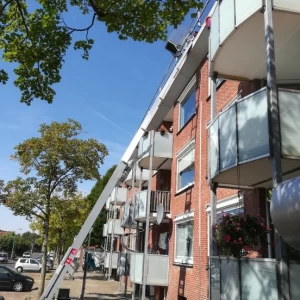 Ladderlift toplight aanhanger 21 meter benzine
