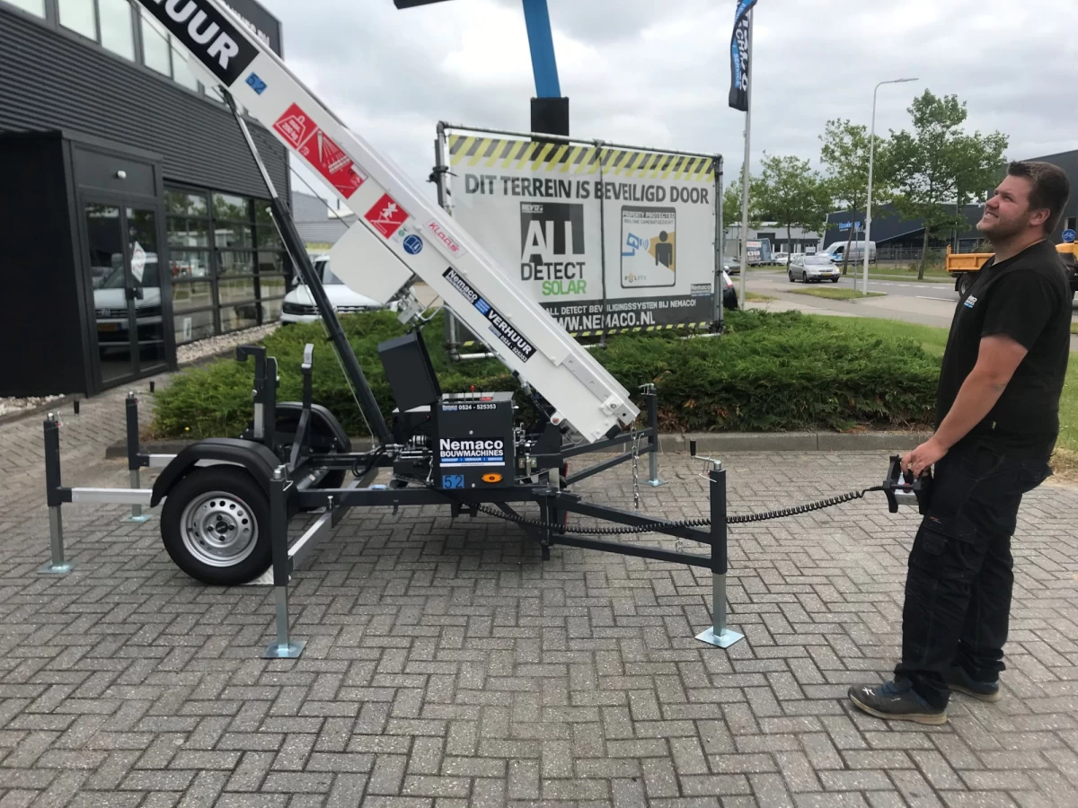 Ladderlift toplight aanhanger 21 meter benzine