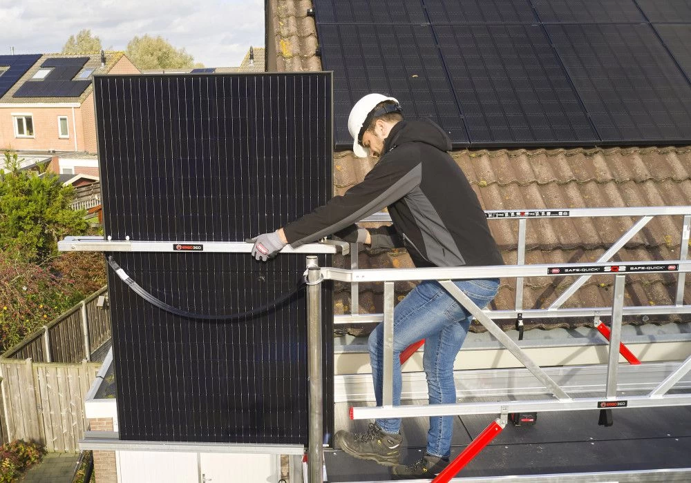 Liftsysteem voor materiaal t.b.v. Altrex rolsteiger