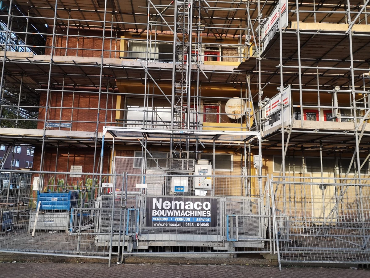 Personen goederenlift 1500 kg