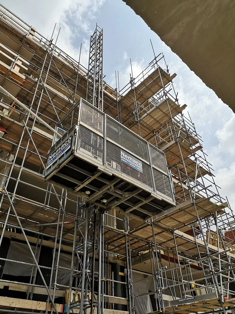 Personen goederenlift 1500 kg