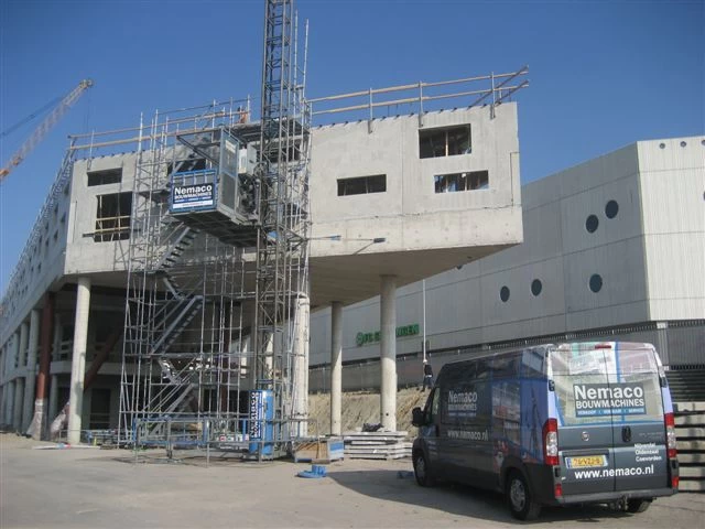 Personen- goederenlift PT2000A 400 volt