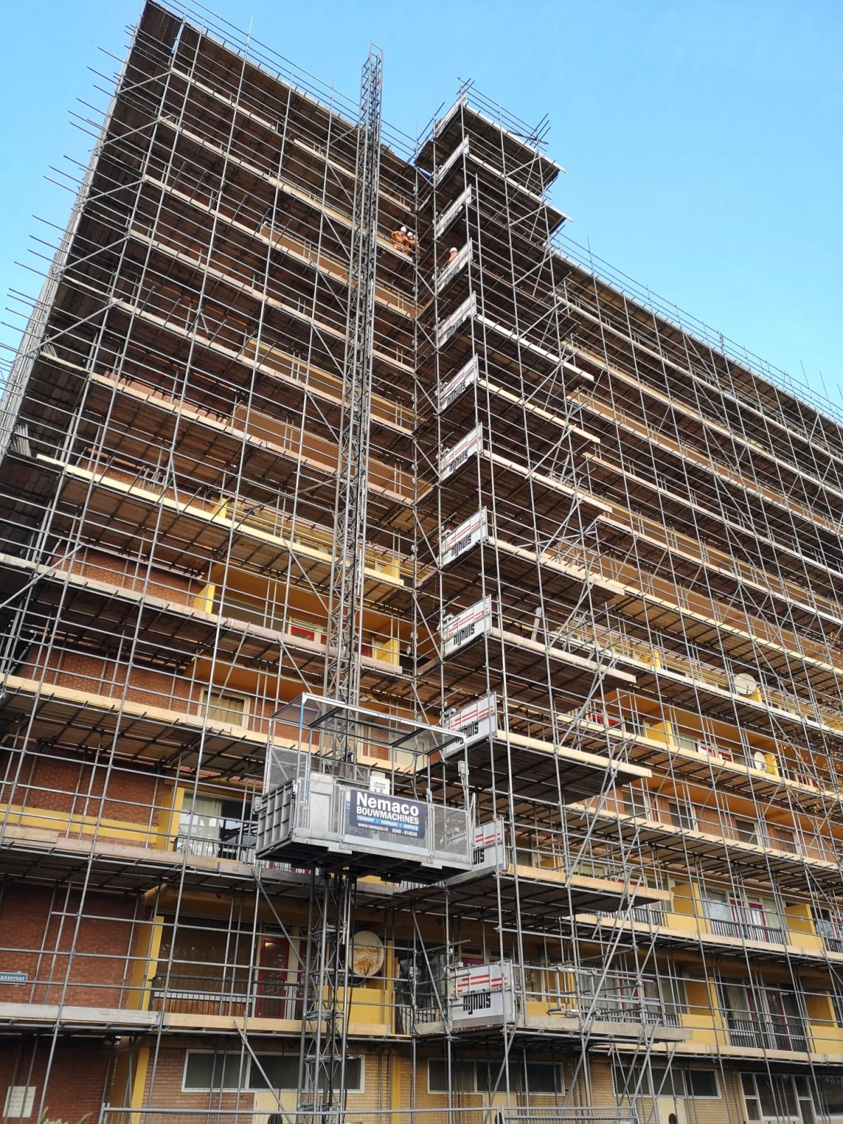 Personen goederenlift 1500 kg