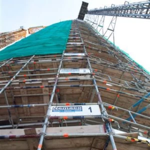Personen goederenlift 1500 kg