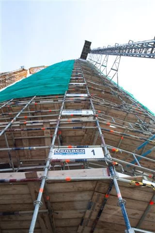 Personen goederenlift 1500 kg