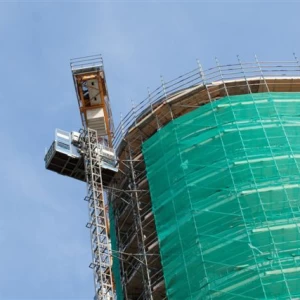 Personen goederenlift 2000 kg