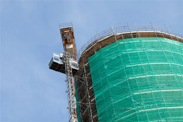 Personen goederenlift 2000 kg