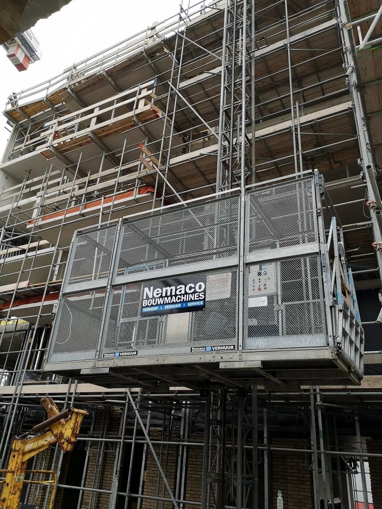 Personen goederenlift 1500 kg