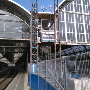 Personen goederenlift 2000 kg