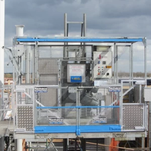 Personen- goederenlift PT2000 De Jong 400 volt