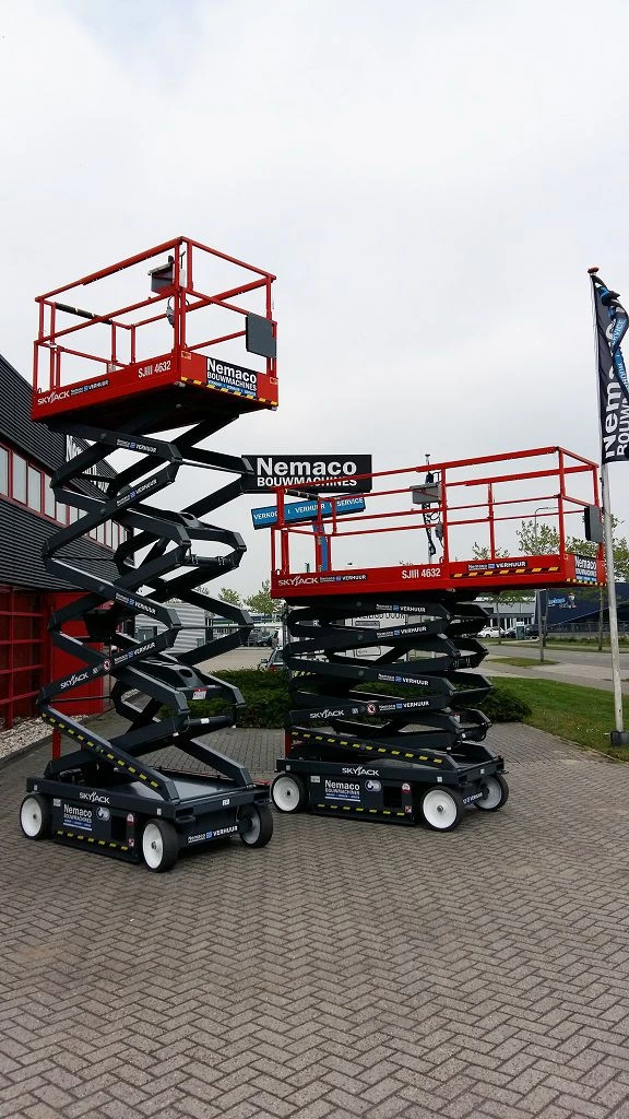 Schaarhoogwerker 12 meter