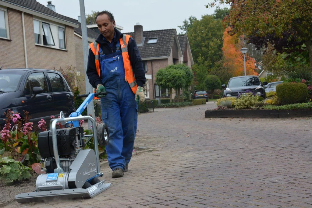Trilplaat Revo DVW 2500