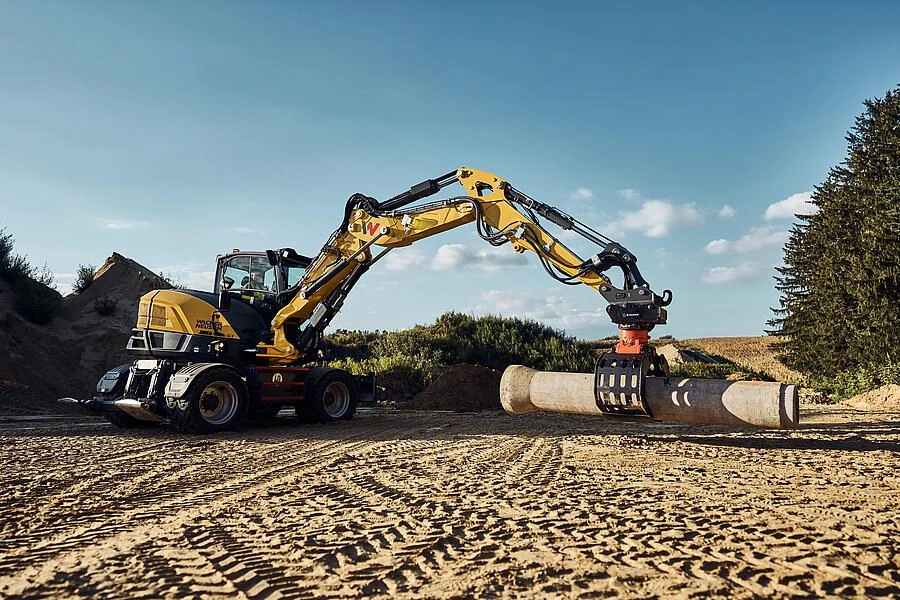 Wacker Neuson EW100 mobiele graafmachine