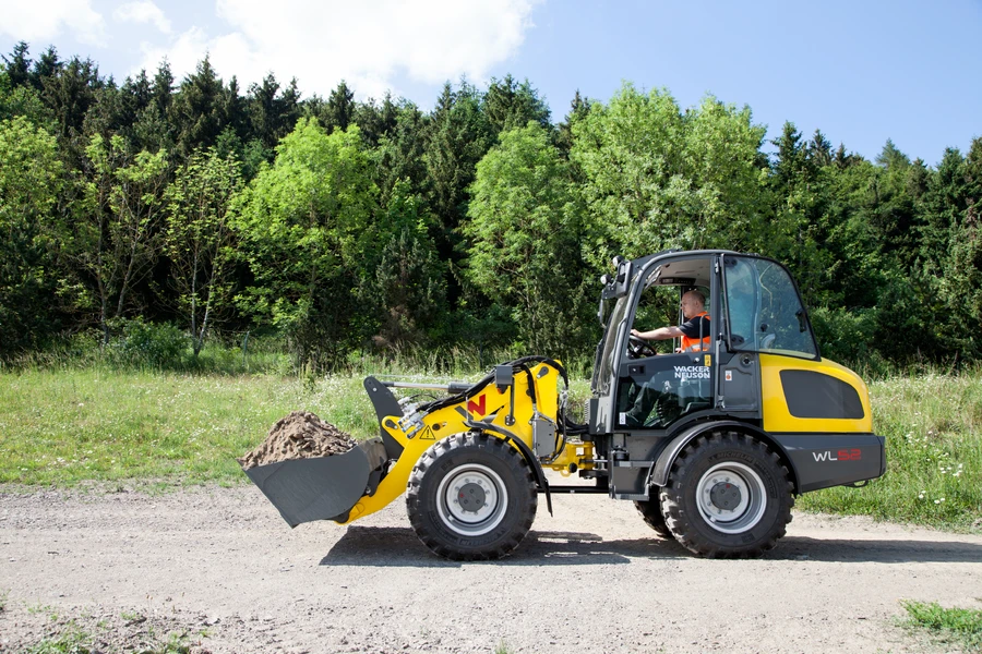 Wacker Neuson WL52 shovel
