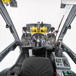 Wacker Neuson WL60 shovel