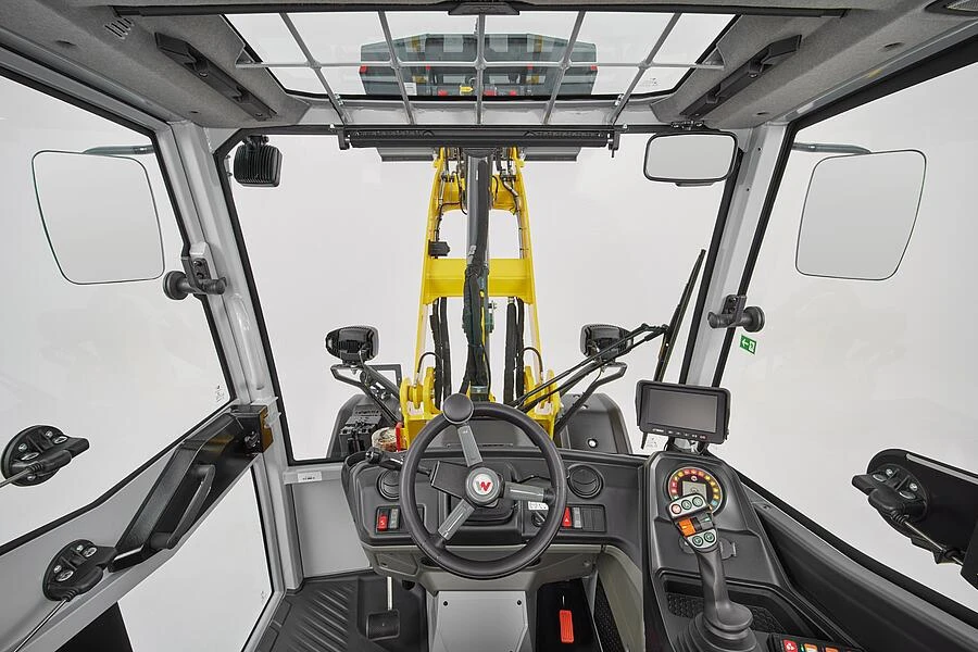 Wacker Neuson WL750 shovel