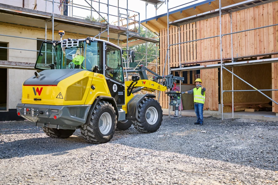 Wacker Neuson WL750 shovel